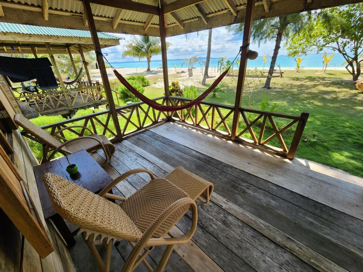 Mb Palambak Island Resort Pulau Banyak Aceh Singkil Pulau Palambakbesar Esterno foto