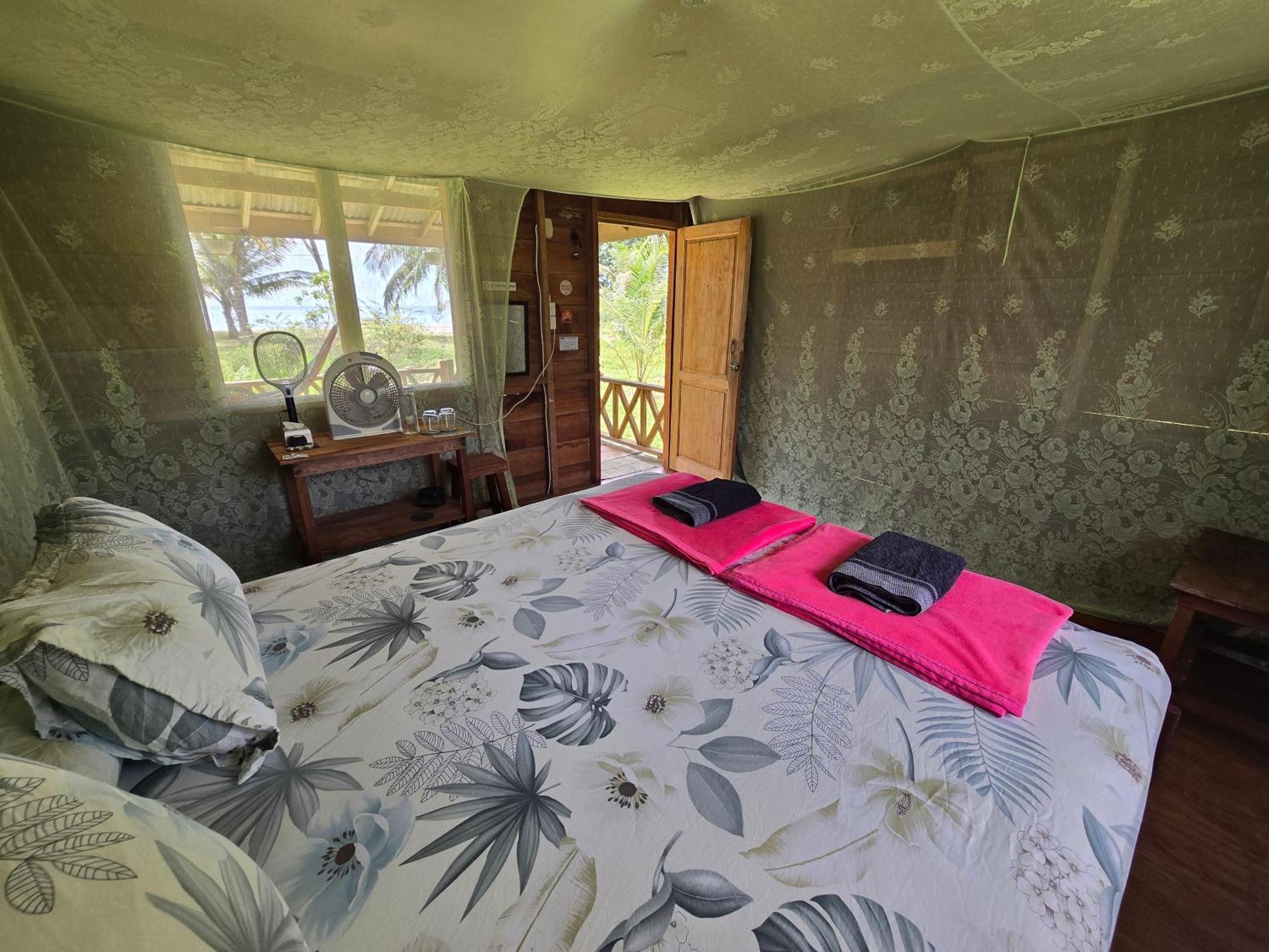 Mb Palambak Island Resort Pulau Banyak Aceh Singkil Pulau Palambakbesar Esterno foto